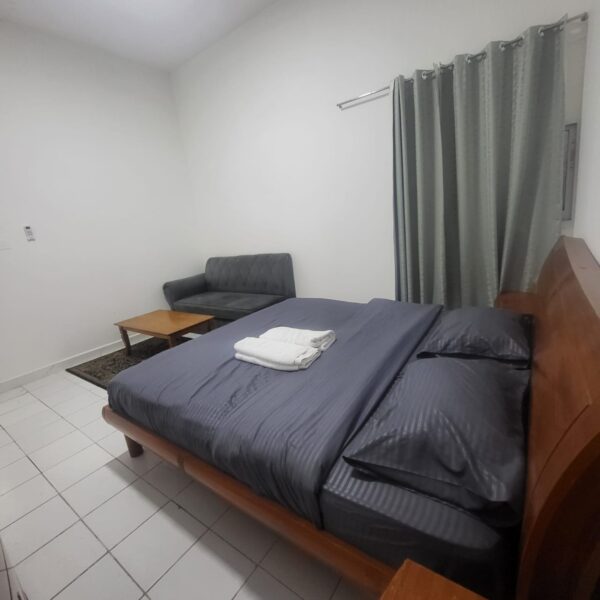 Fully Furnished Studio Apartment - Image 4