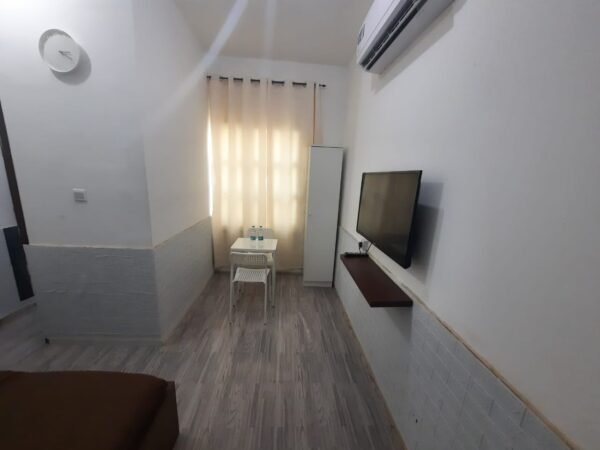 Fully Furnished Studio Apartment - Image 3