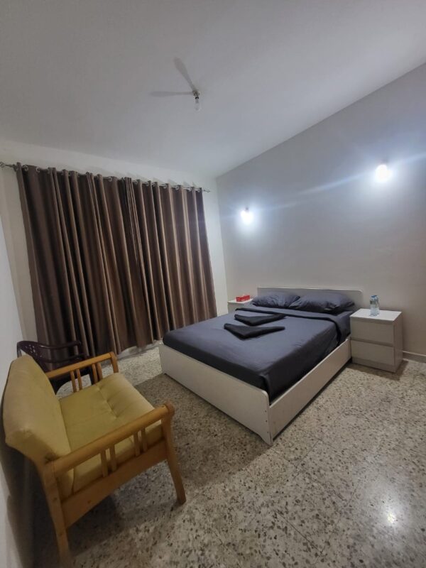 Fully Furnished Studio Apartment - Image 5